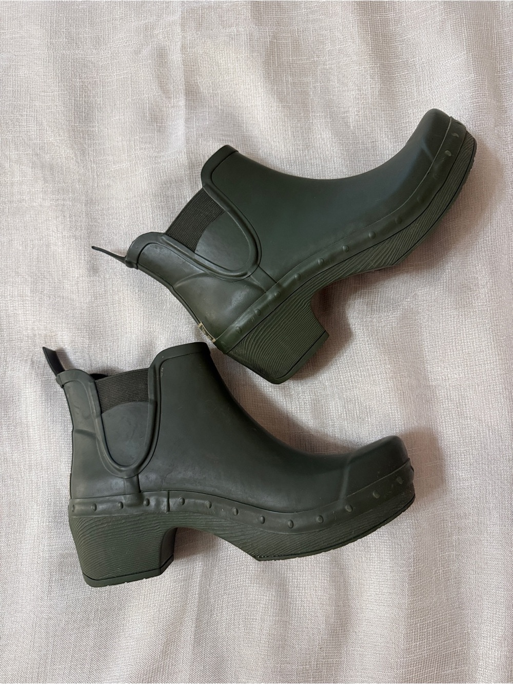 Dansko Olive Green Chelsea Rain Booties Size 39 (8.5/9)